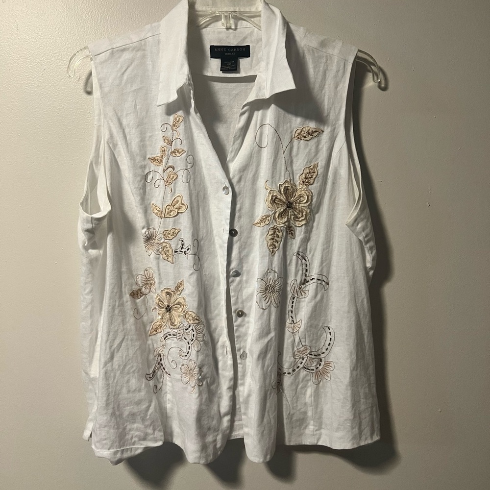 Anne Carson White Sleeveless Embroidered Button Down Lines Shirt size 2X plus